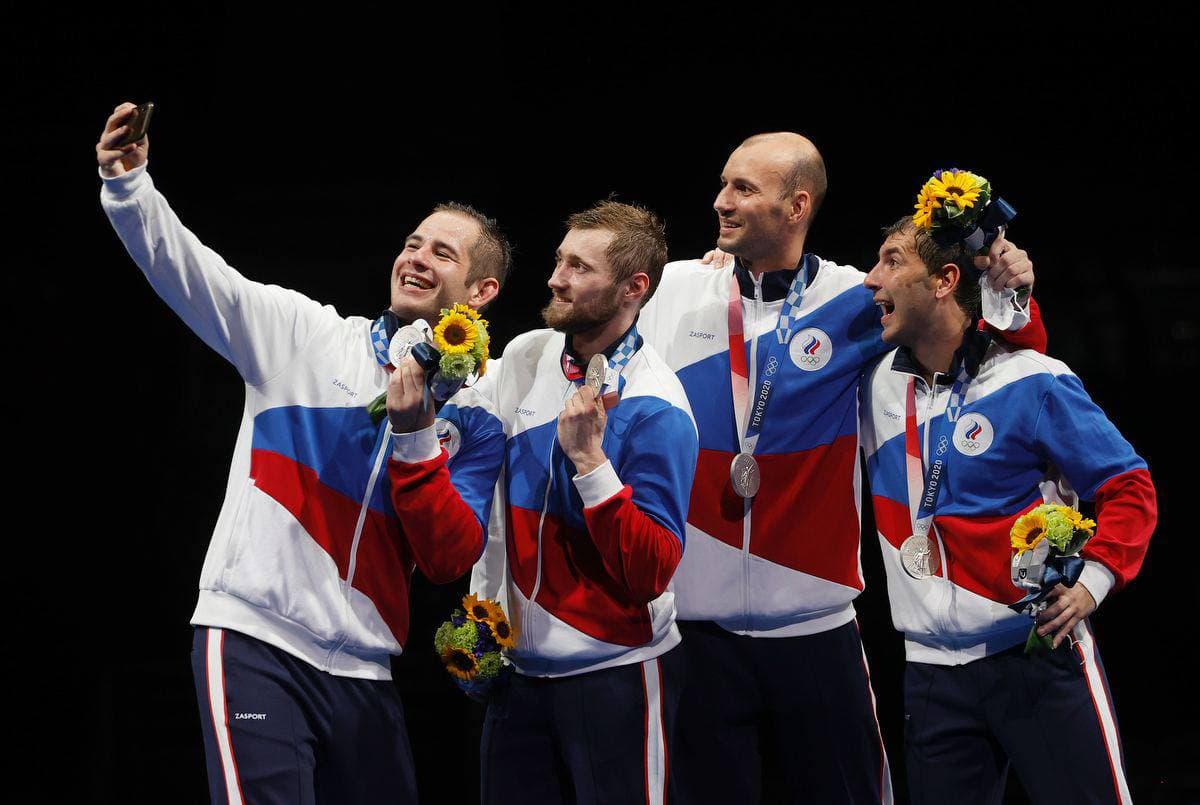 Российские шпажисты стали серебряными призерами Олимпиады в командных соревнованиях