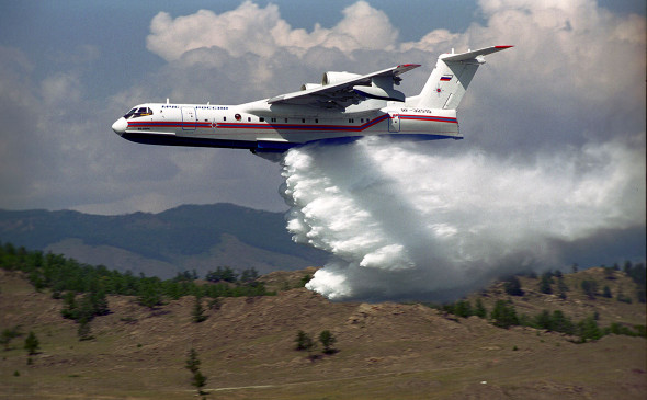 Самолет Бе-200 будет тушить пожар в Мирнинском районе Якутии