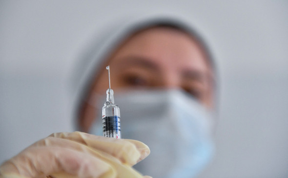 Свыше 176 тыс человек прошли полный курс вакцинации от COVID-19 в Якутии