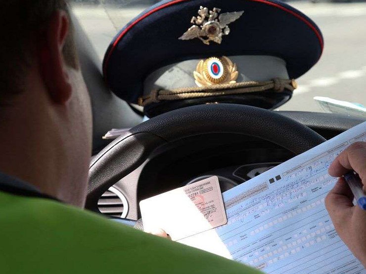 Сотрудники ГИБДД задержали 18 нетрезвых водителей в Якутске за выходные