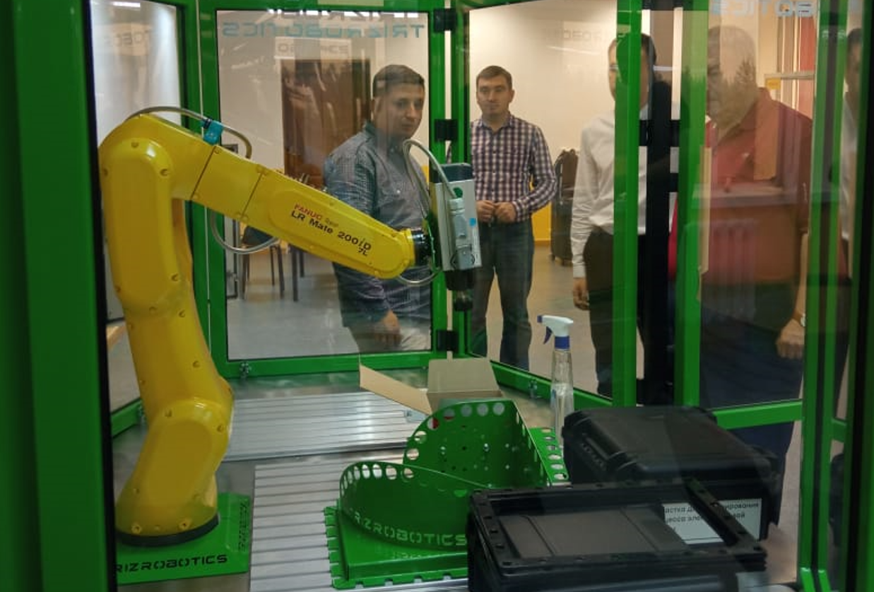 Мирнинский техколледж в Якутии получил роботизированные комплексы на 19,4 млн рублей