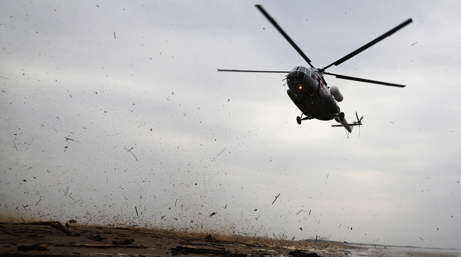 Вертолет с водосливным устройством вылетит в Кобяйский район Якутии