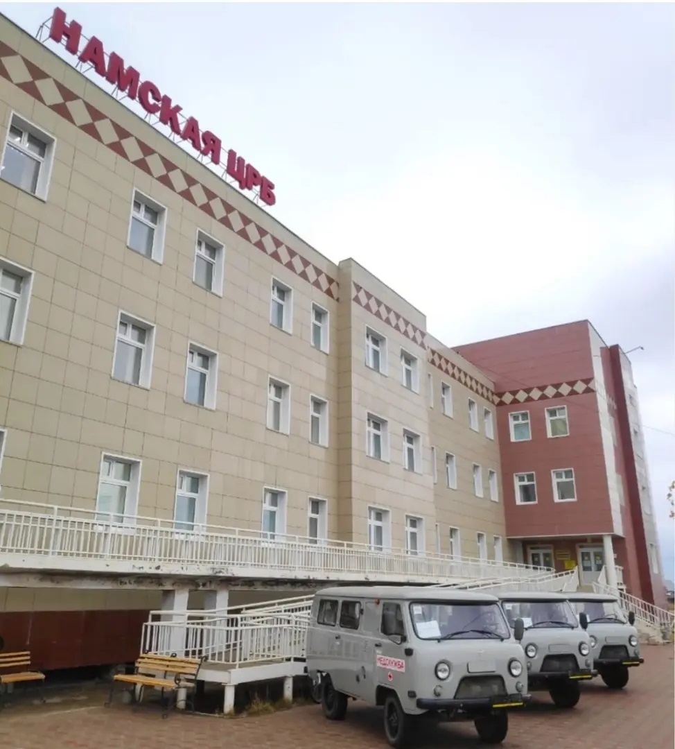 Новые машины для медучреждений поступили в Намский район Якутии