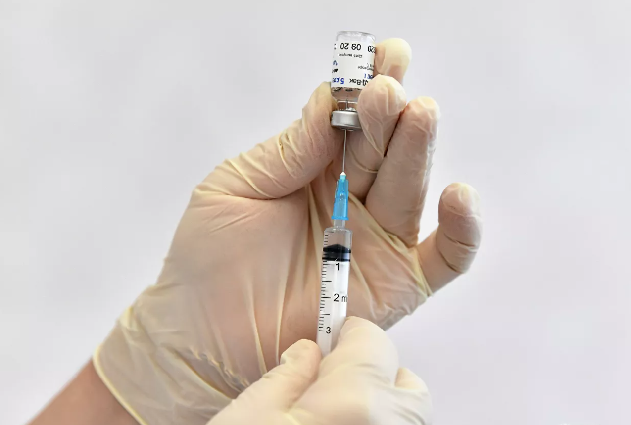 Верхневилюйский район Якутии показал низкие темпы вакцинации от COVID-19