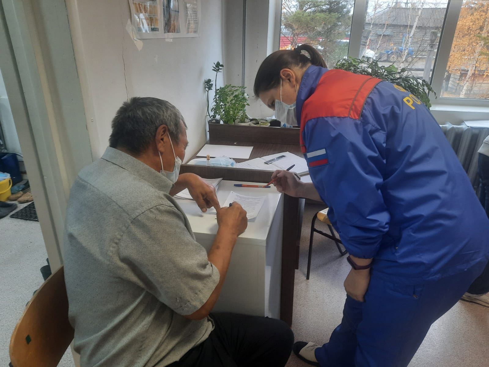 Медики ФМБА оказали помощь жителям села Бясь-Кюель в Якутии