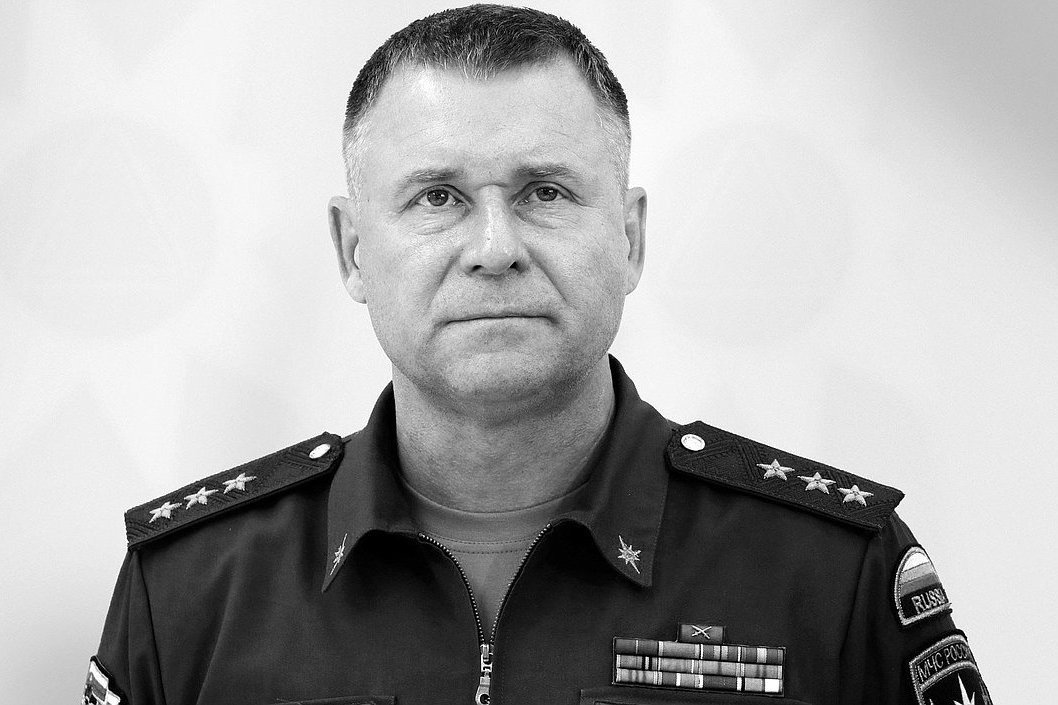 Главе МЧС Евгению Зиничеву присвоили звание Героя России посмертно