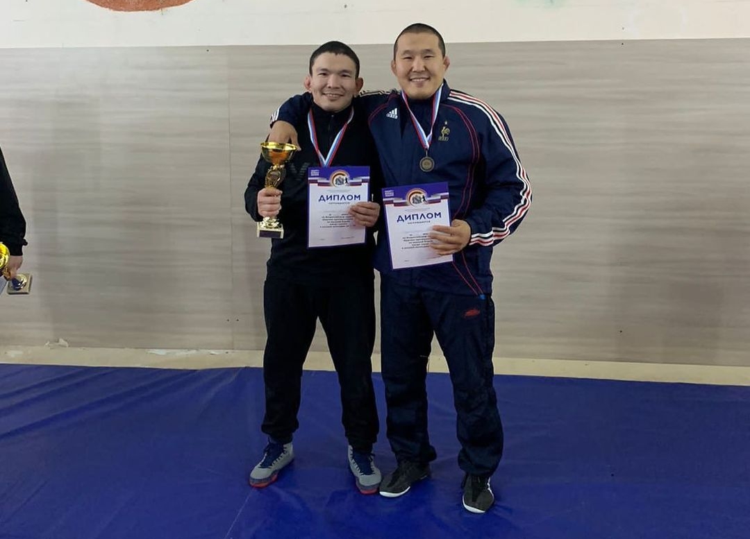 Борцы из Якутии завоевали 14 медалей всероссийского турнира в Курске