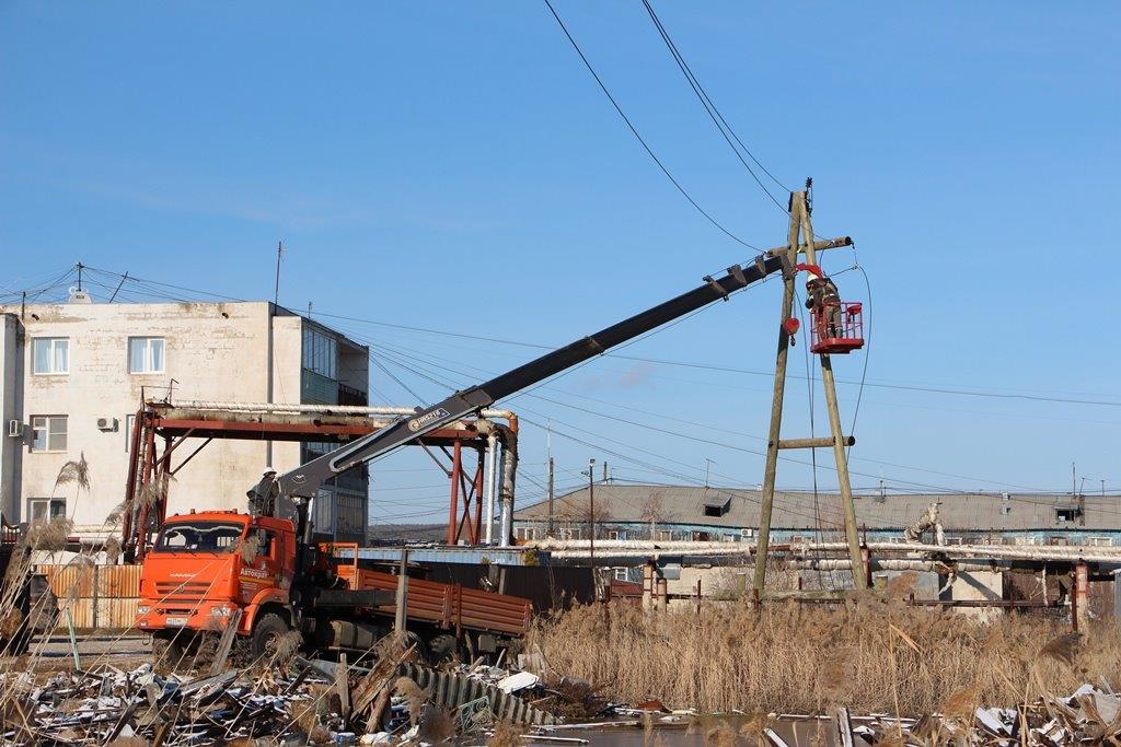Капремонт линии электропередачи в Сайсарском округе Якутска завершат 11 октября