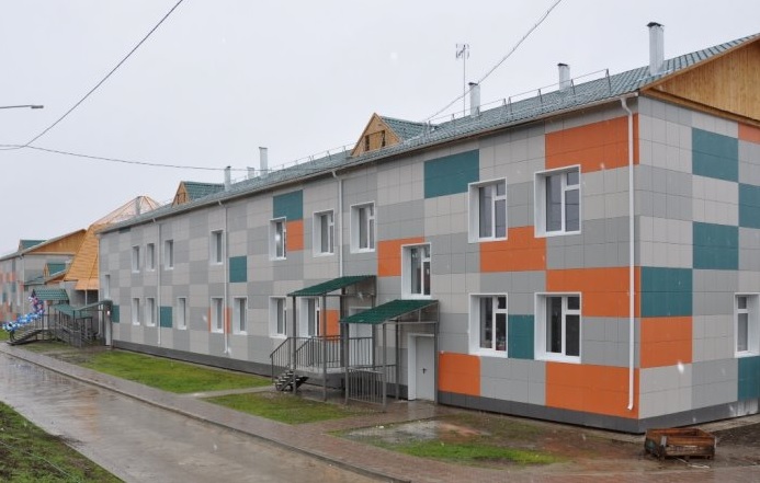 Молодые специалисты начали работу в школе отдаленного села Толон в Якутии