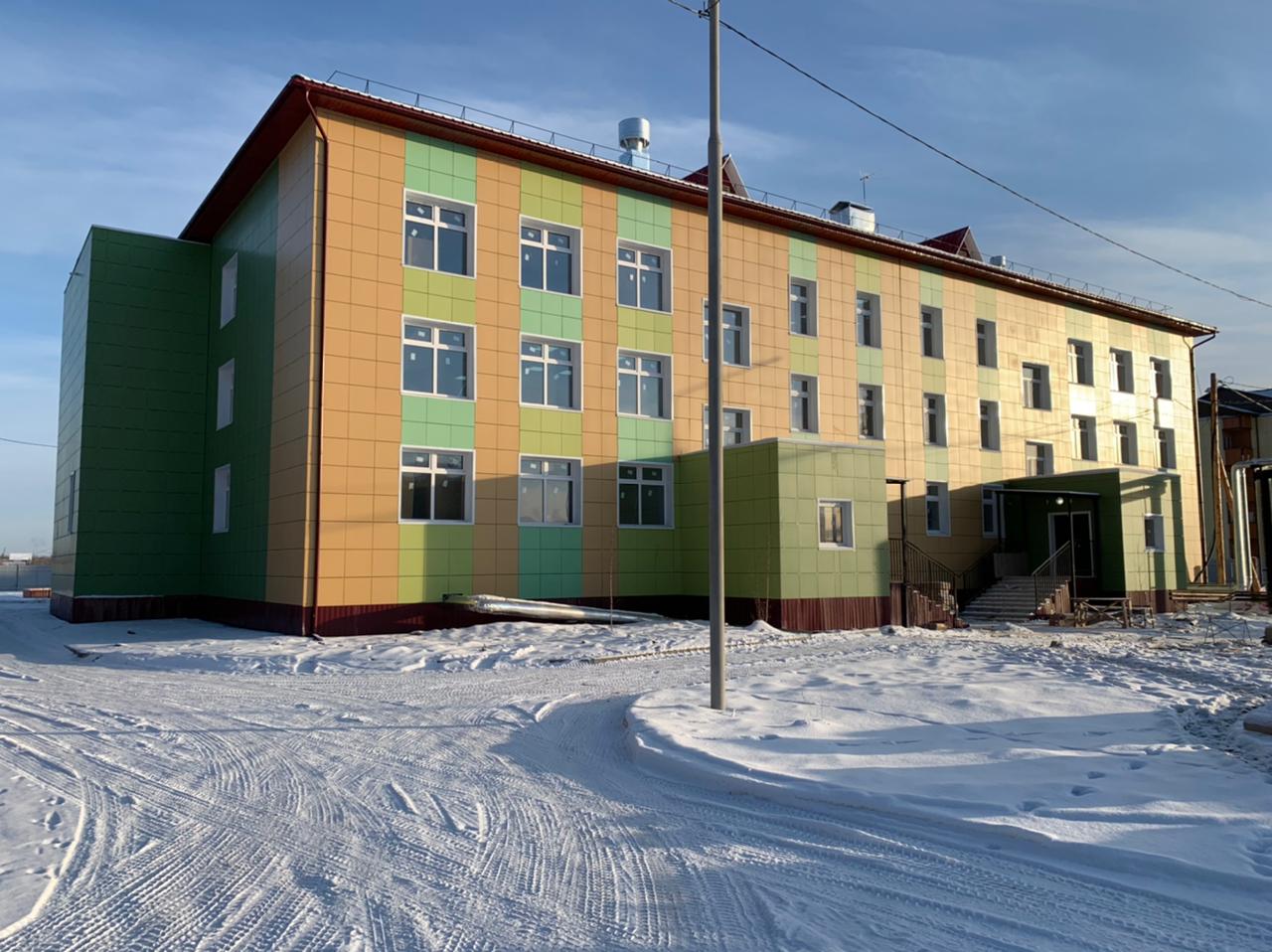 Строительство детского сада завершают в Олекминском районе Якутии