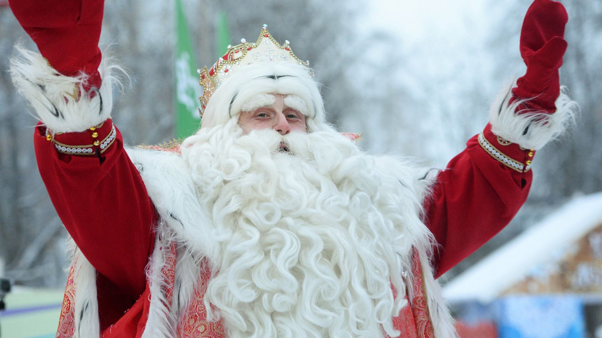 Россиян предупредили о возможном росте мошенничества с предложением услуг Деда Мороза