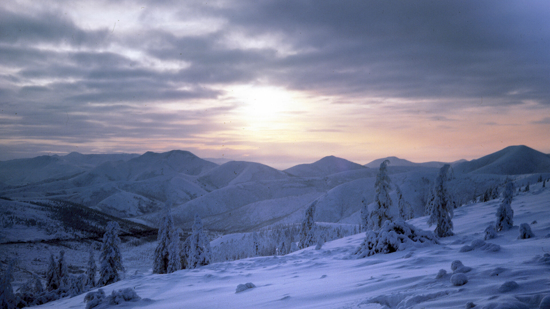 Более 70 отдаленных поселков Якутии обеспечат энергокомплексами на основе возобновляемых источников