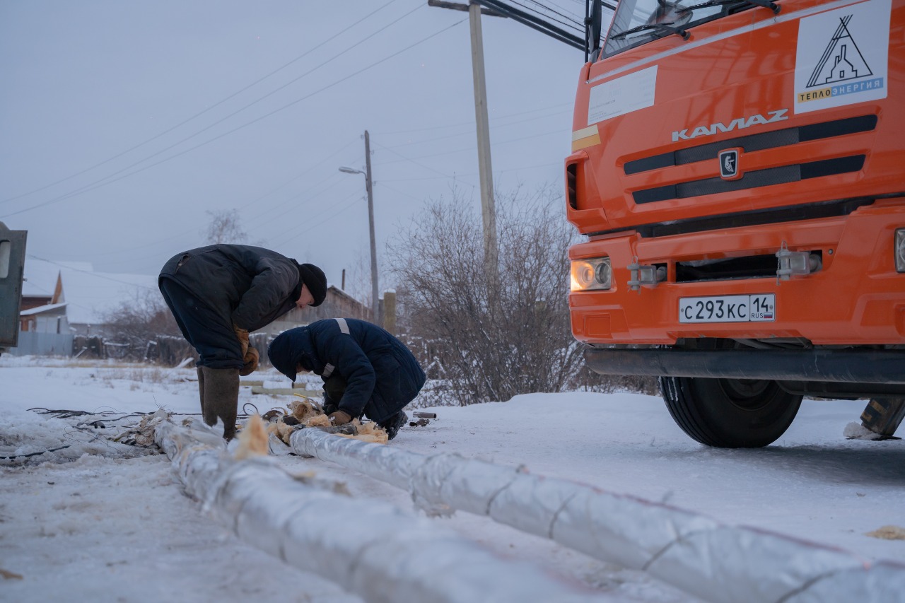 Отопление подали в дома Мархи в Якутске после аварии на теплотрассе