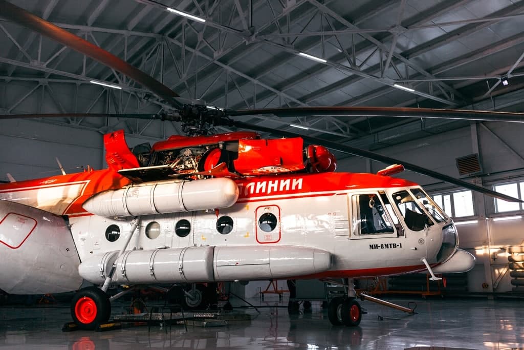 Вертолет Ми-8 «Полярных авиалиний» вернулся в Якутию после ремонта