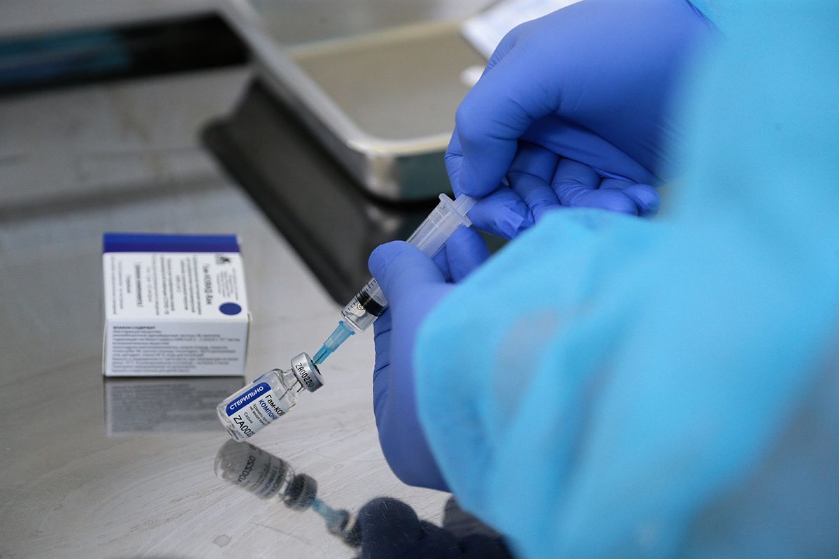 Первый компонент вакцины от COVID-19 в Якутии получило 70,06% взрослого населения