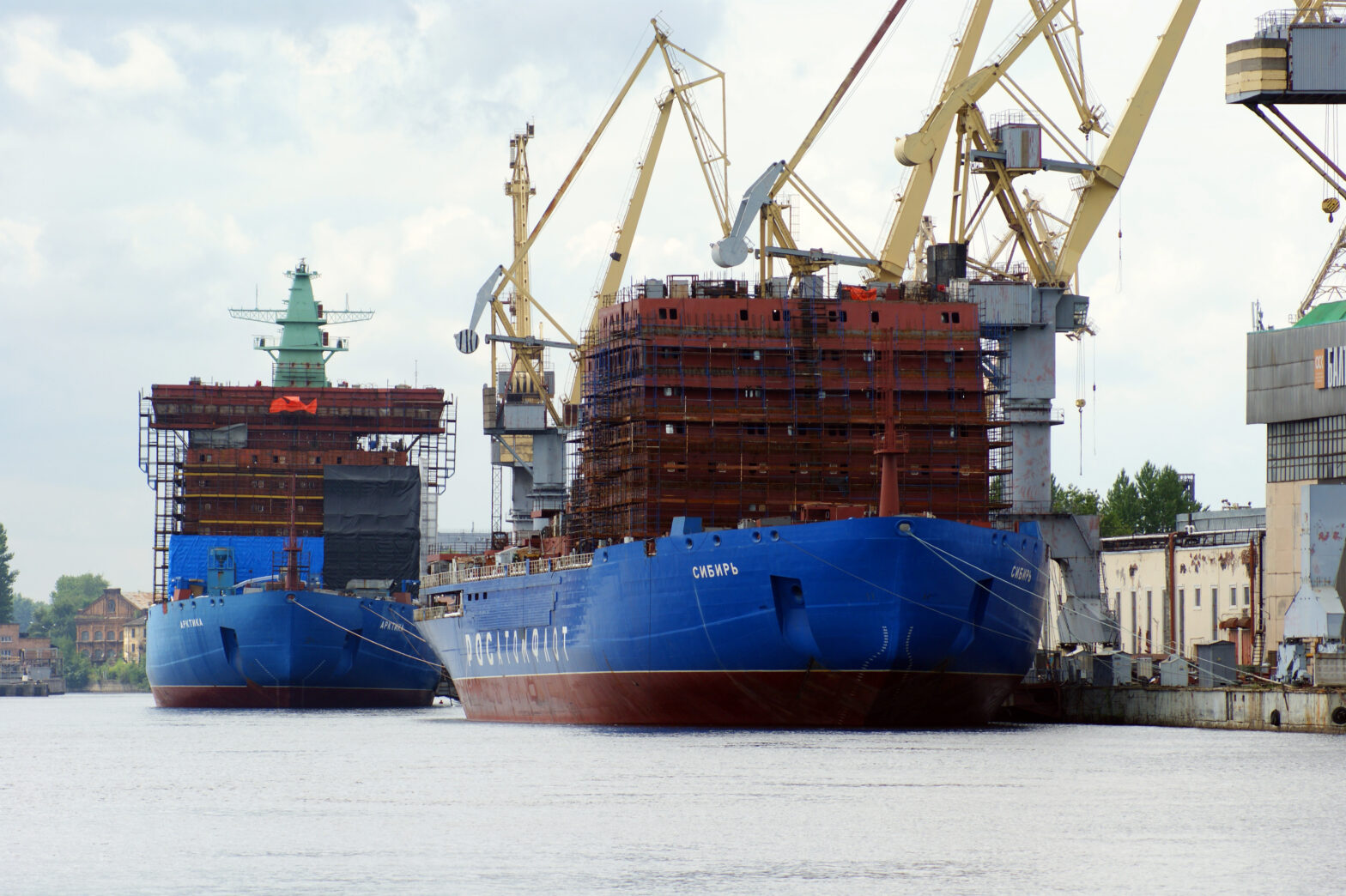 Строительство атомных ледоколов «Якутия», «Урал» и «Чукотка» продолжается в Санкт-Петербурге