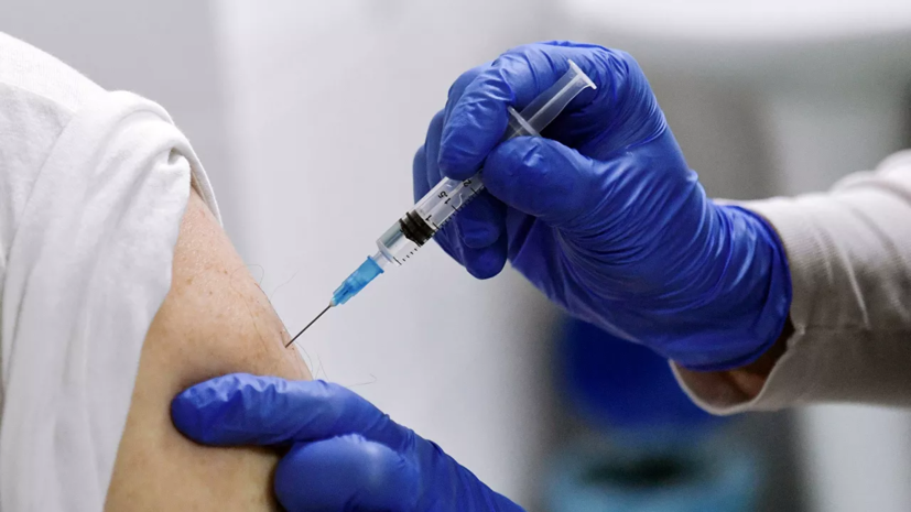 Более 80% населения прошли первый этап вакцинации в шести районах Якутии