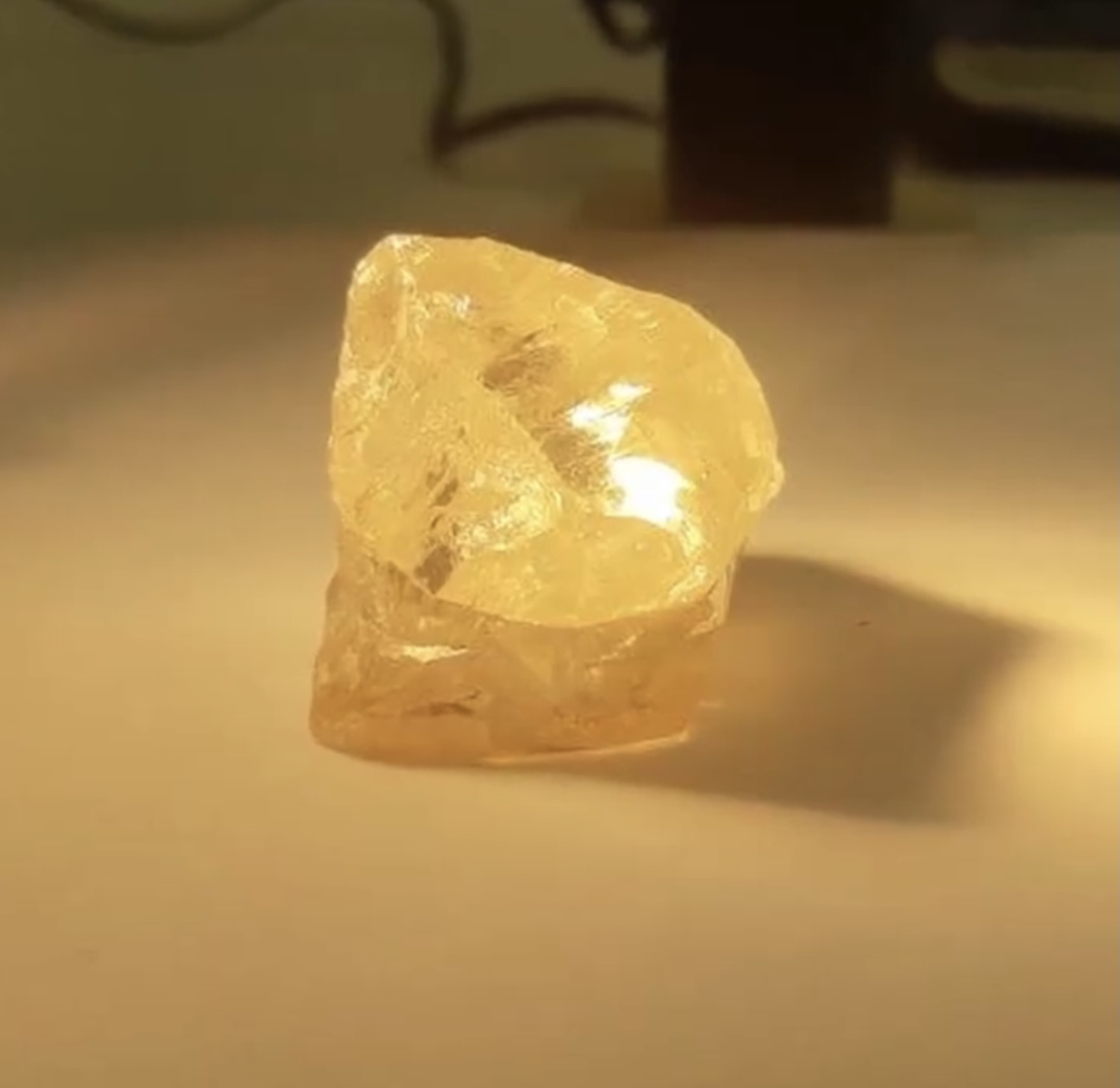 Два крупных алмаза добыли на трубке Удачная в Якутии