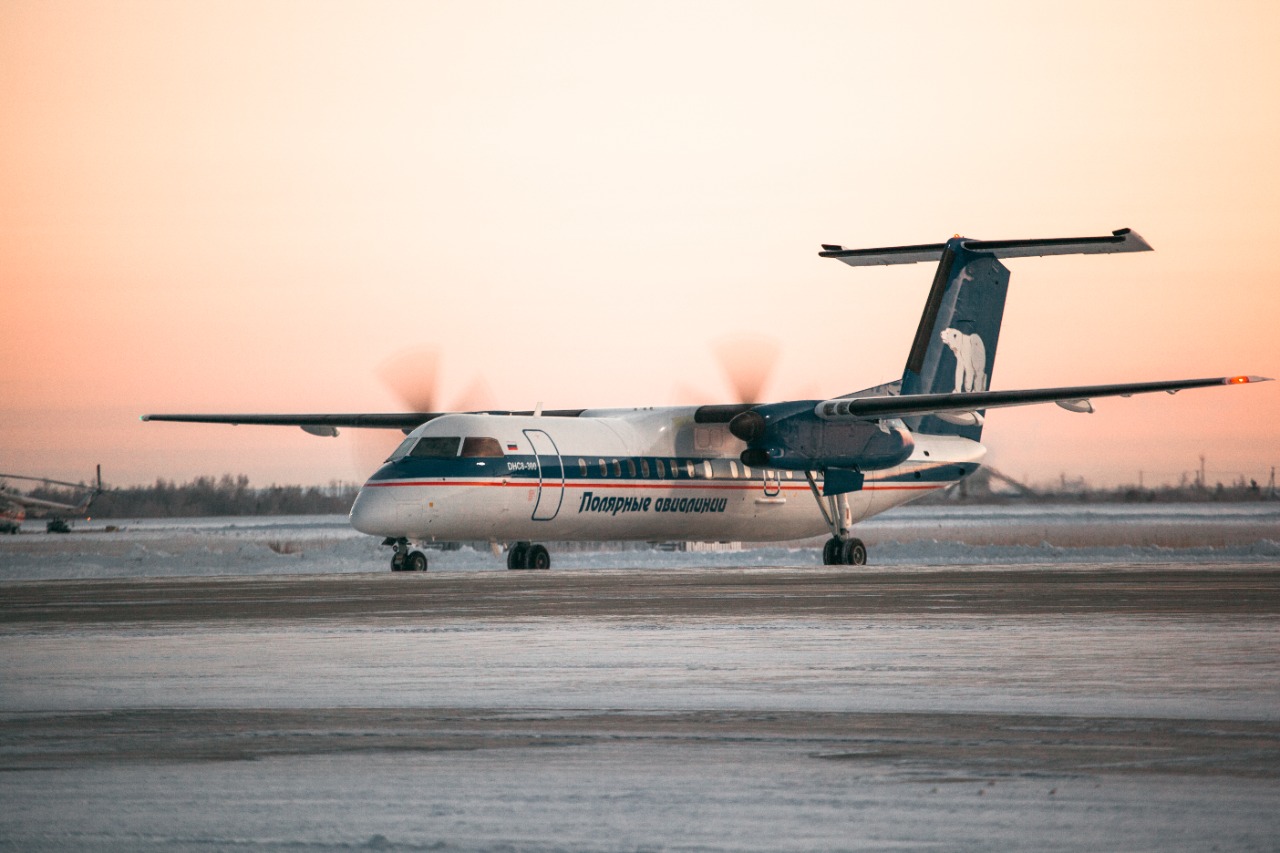 Самолет Bombardier Q300 выполнил первый коммерческий рейс в Якутии