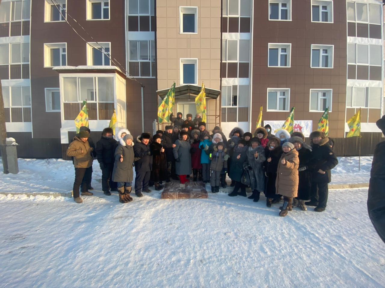 Дома для переселенцев из аварийного жилья ввели в трех селах Чурапчинского района Якутии