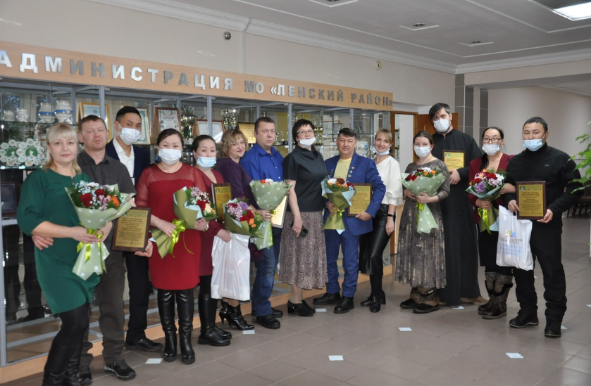 Единовременную выплату получили девять многодетных семей Ленского района Якутии