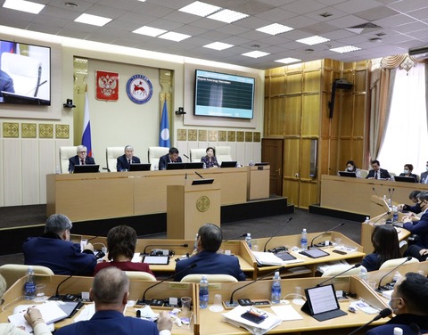 Народные депутаты поддержали принятие Экологического кодекса Якутии в первом чтении