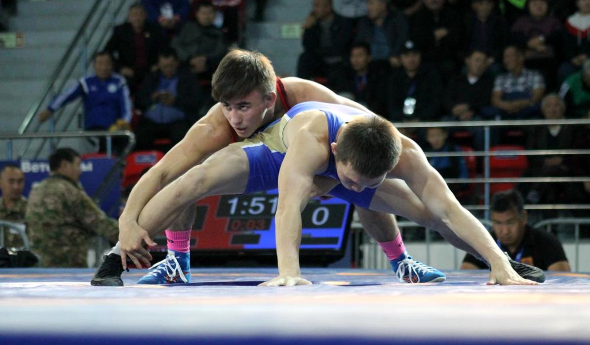 Восемь борцов из Якутии выступят в международном турнире в Дагестане