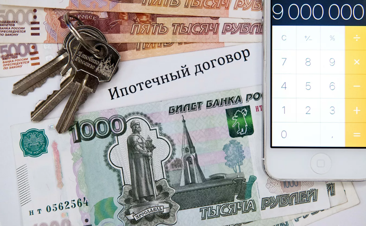 Каждый пятый житель Якутска планирует потратить годовую премию на долги и кредиты