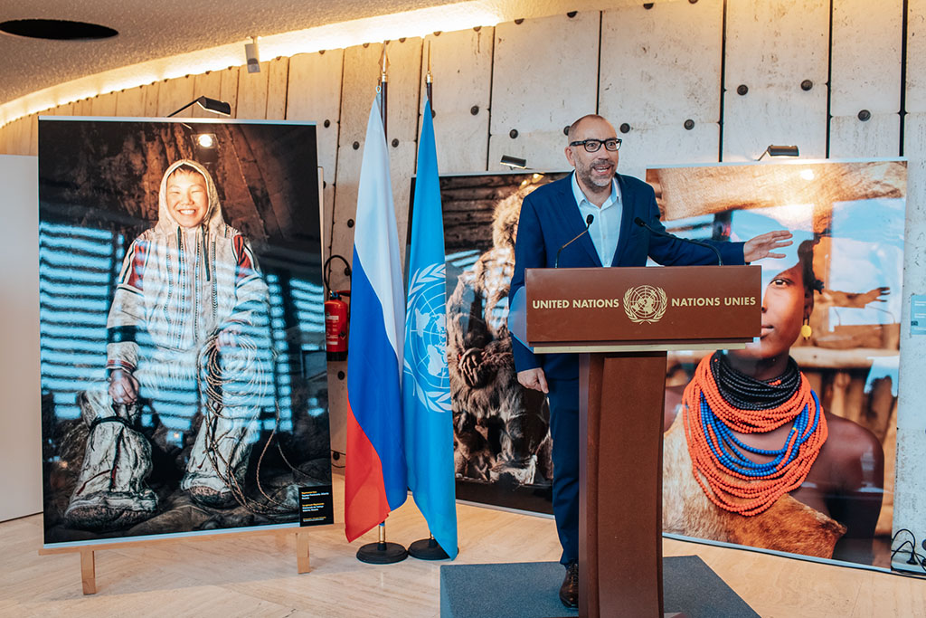 Фотограф из Якутии открыл выставку в отделении ООН в Женеве