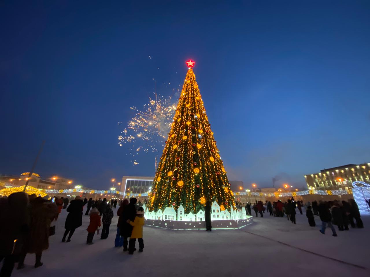 НВК «Саха» покажет зажжение первой новогодней елки в стране 1 декабря