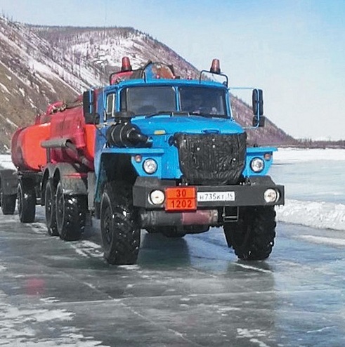 Более 27 тыс тонн топлива доставят в северные и арктические районы Якутии