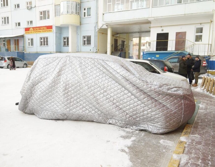 Двоим жителям Якутска грозит до пяти лет тюрьмы за кражу портативных гаражей
