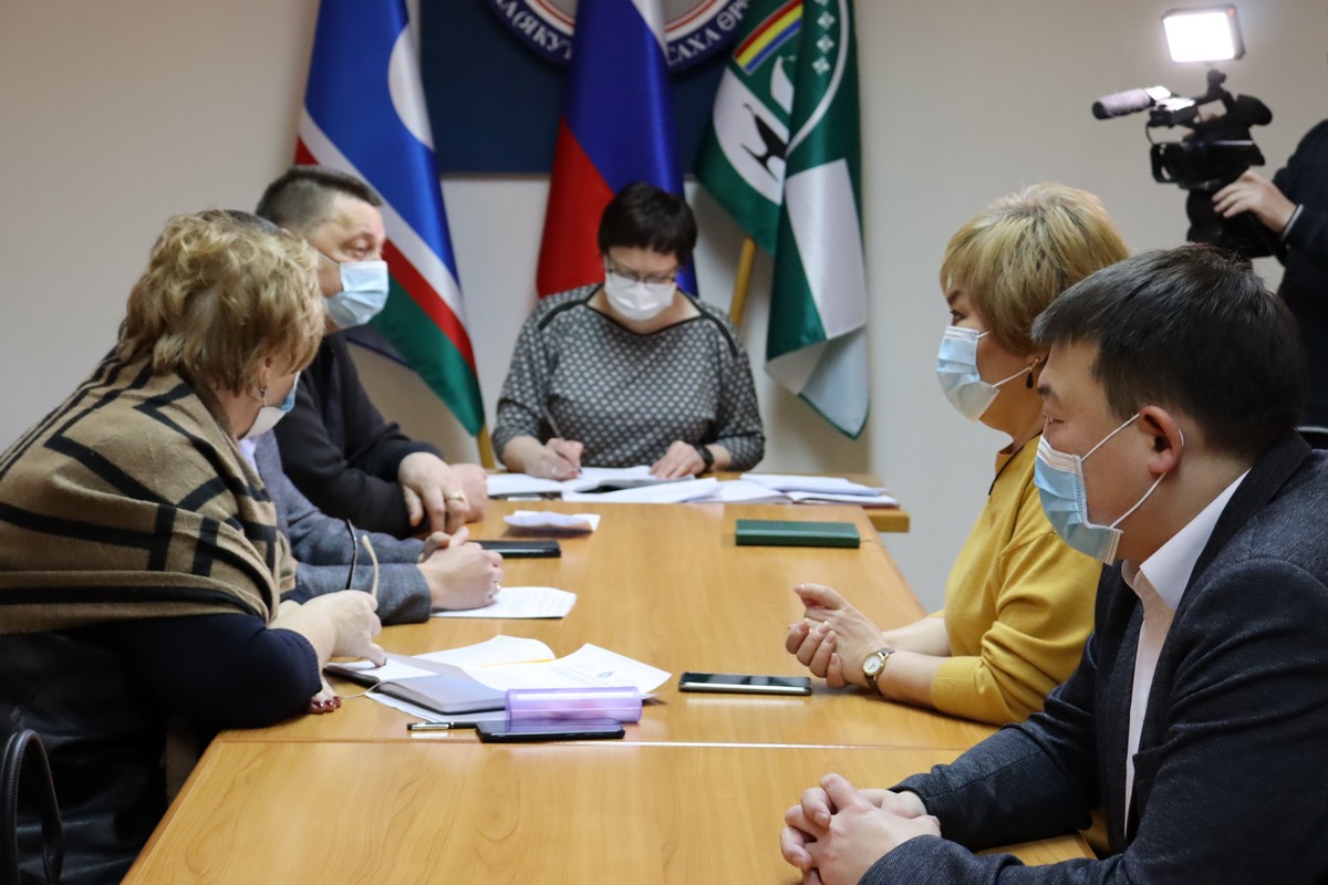 Учреждения допобразования и спорта в Ленском районе Якутии перевели на дистанционный режим работы