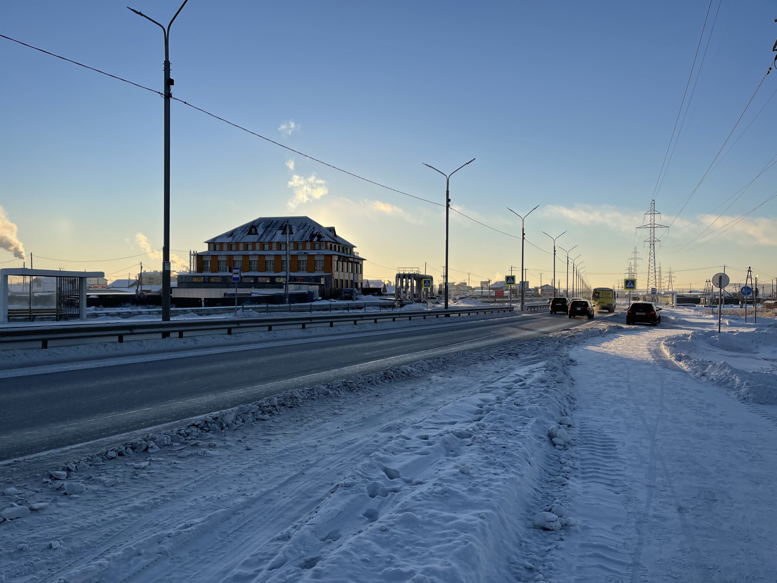 Порядка 480 опор освещения установили в Якутске по нацпроекту