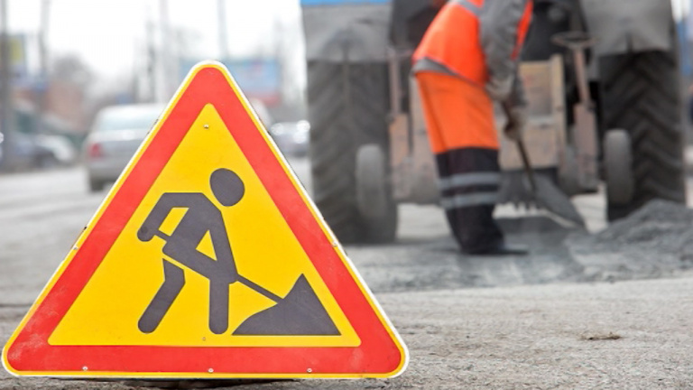 Недобросовестных подрядчиков по ремонту дорог оштрафовали на 700 тыс рублей в Якутии
