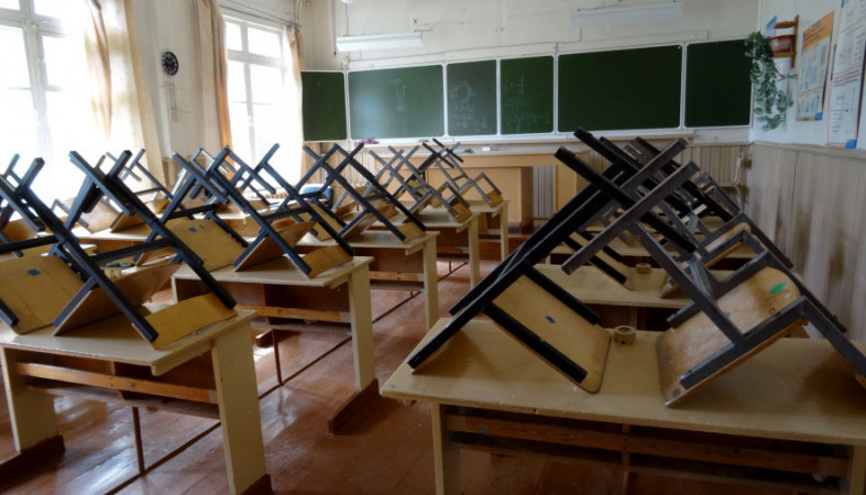 Дистанционное обучение ввели для части школьников в Нюрбе в Якутии