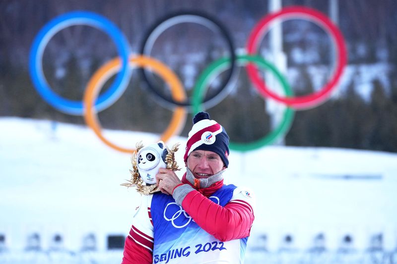Российские лыжники завоевали золото и серебро на Олимпиаде в Пекине