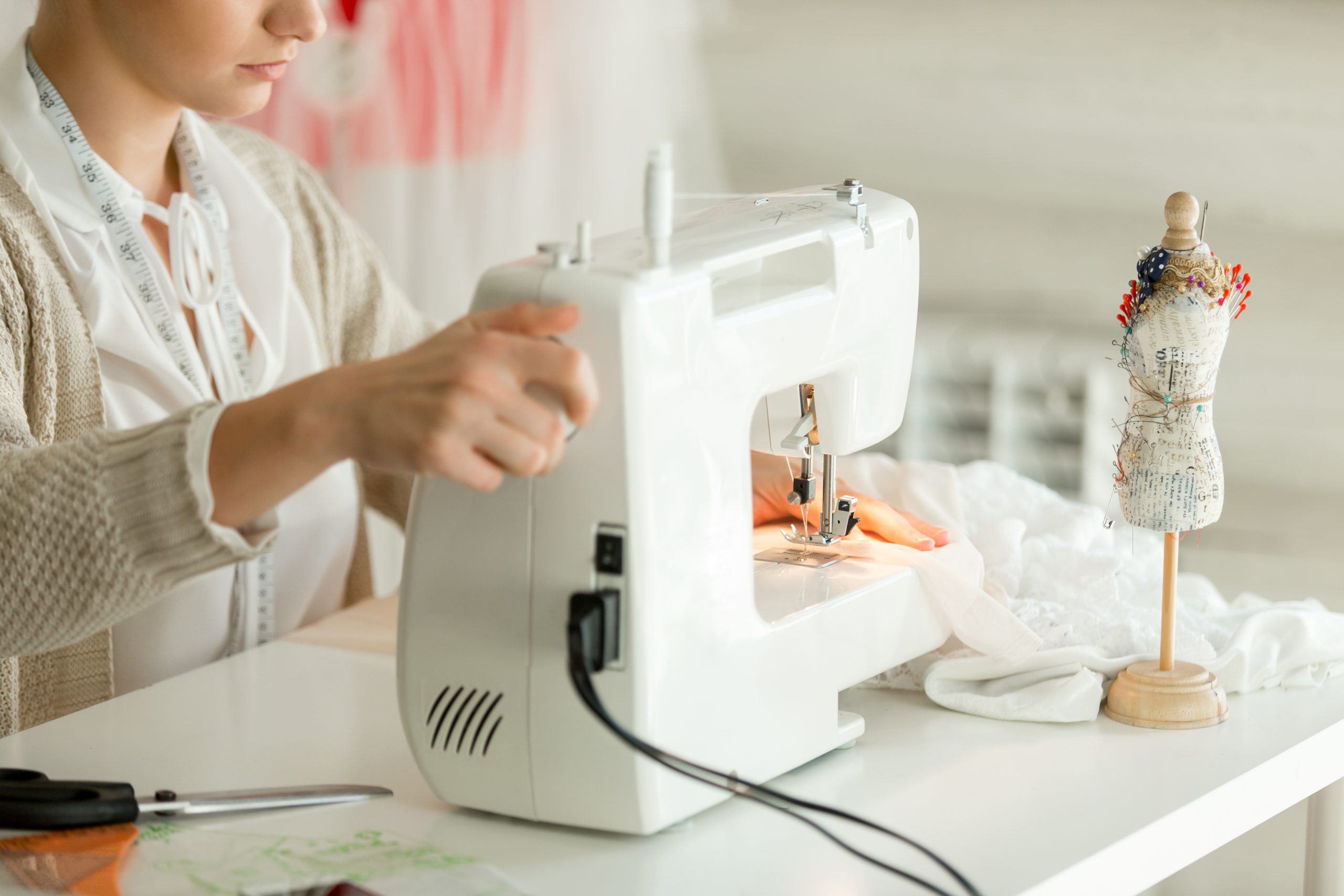 Якутянка потеряла деньги, пытаясь продать швейную машину в интернете