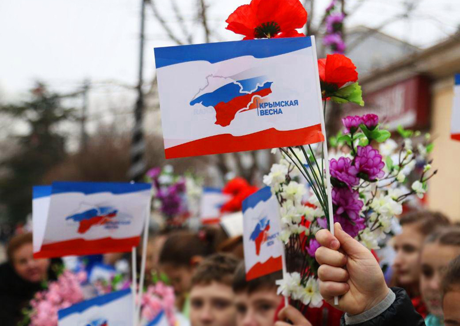 Автопробег и флешмобы пройдут в Якутии ко Дню воссоединения Крыма с Россией