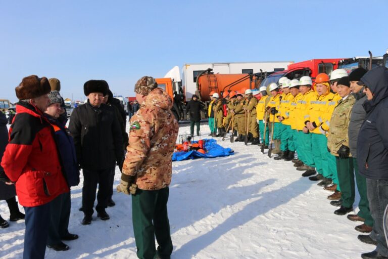 Выявленные при командно-штабных учениях нарушения устранят до весеннего паводка в Якутии