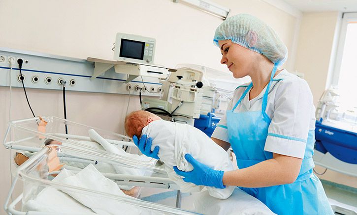 Медиков и соцработников Якутии приглашают поучаствовать в конкурсе «Святость материнства»