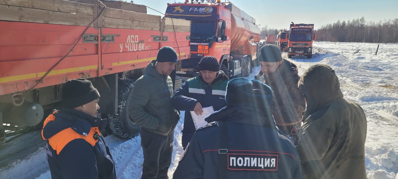 Разлив нефтепродуктов устранили в Нюрбинском районе Якутии