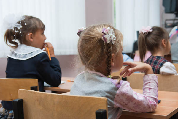 Прием детей в первые классы начнут 1 апреля в Якутске