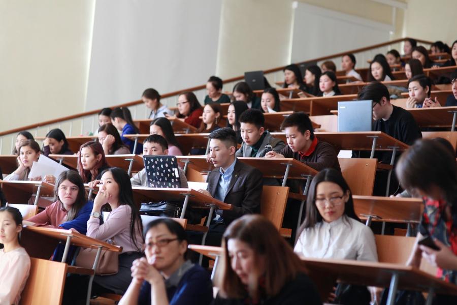 Конференция «Билим» собрала более 340 школьников, студентов и молодых ученых в СВФУ