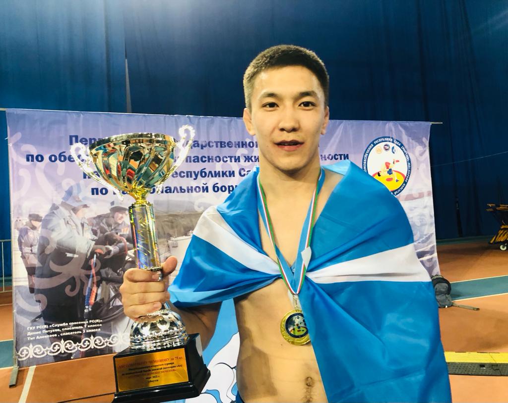 Студент Чурапчинского ИФКИС в Якутии выиграл кубок «Турнира Госкомобеспечения»