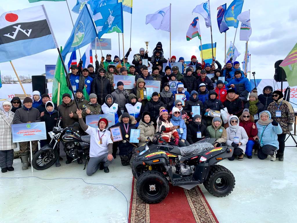 Команда из Таттинского района Якутии победила в республиканском конкурсе отцов и сыновей