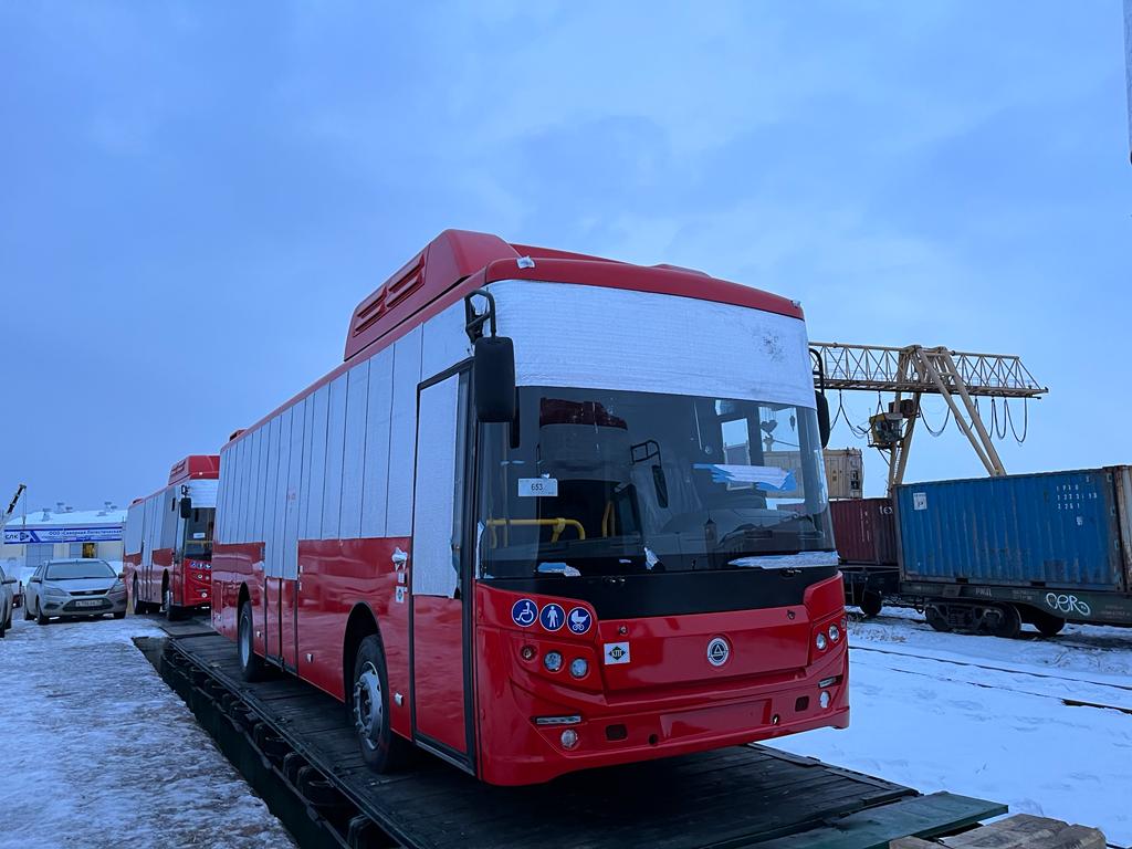 Очередная партия из 20 новых автобусов прибыла в Якутию