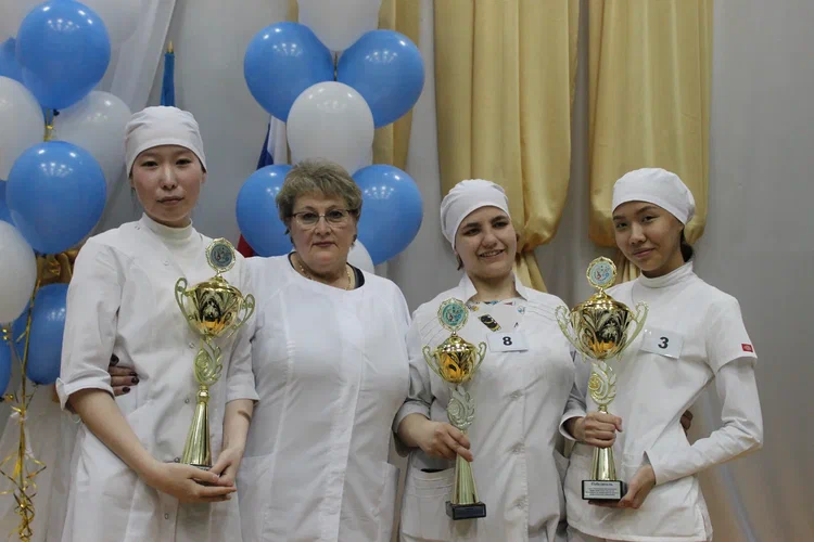 Более 240 студентов колледжей и техникумов Якутии приняли участие в олимпиаде профмастерства