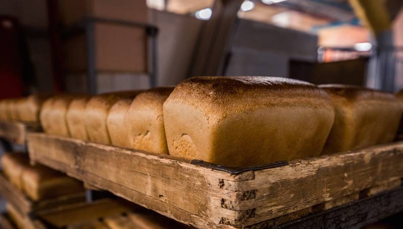 Якутский хлебокомбинат сдерживает цены на социальный хлеб с 2018 года