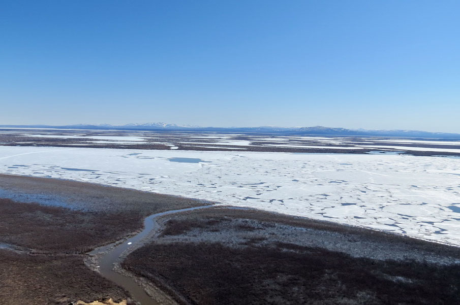 Сложную паводковую обстановку прогнозируют у Среднеколымска в Якутии